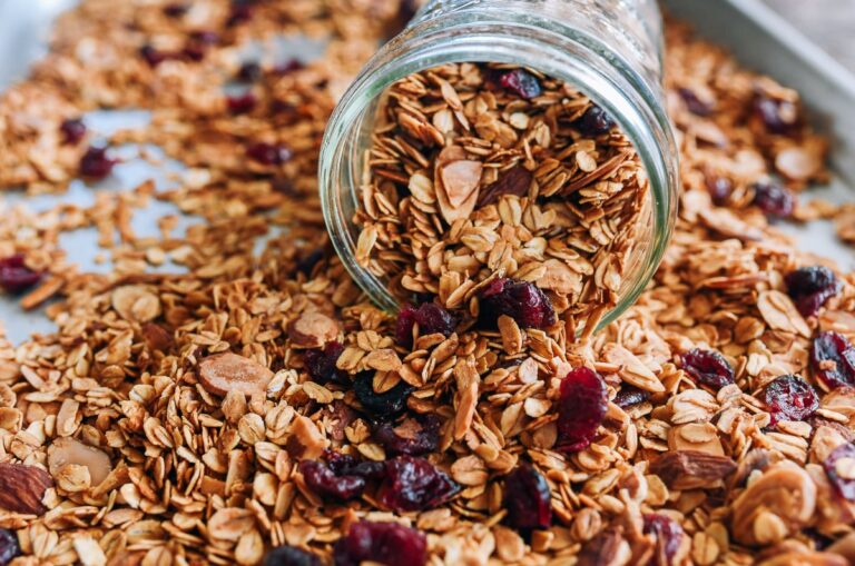 Mūsų „Granola“ receptas (lengva ir sveika!)